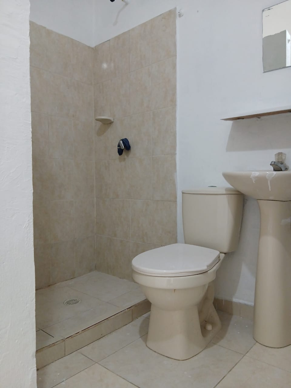 🏡 Apartaestudio en arriendo en La Estrella, barrio Caquetá, 30 mts2 📍