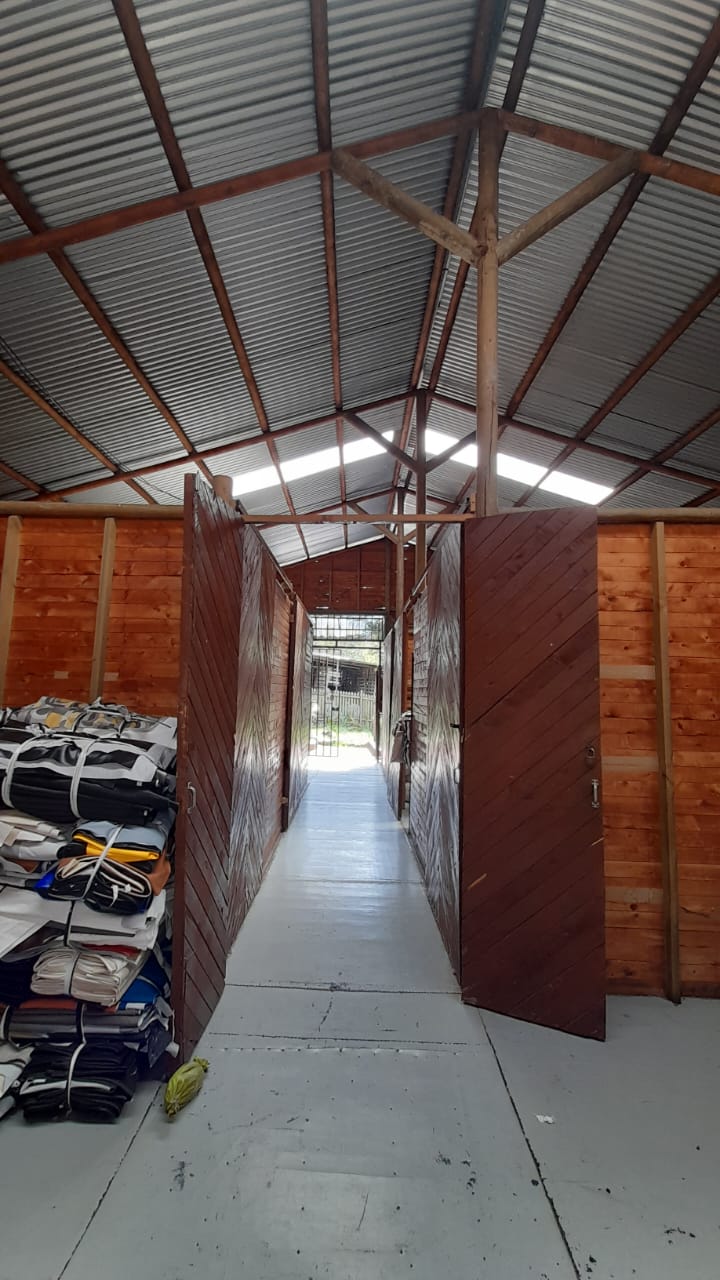 Lote industrial en venta – La Estrella – 6.500 m² con bodega