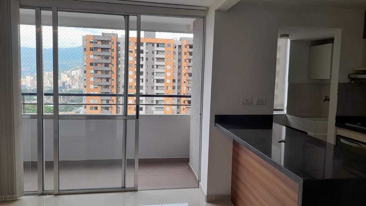 Apartamento en venta – Romazino, La Estrella – 52 m², parqueadero, zonas comunes