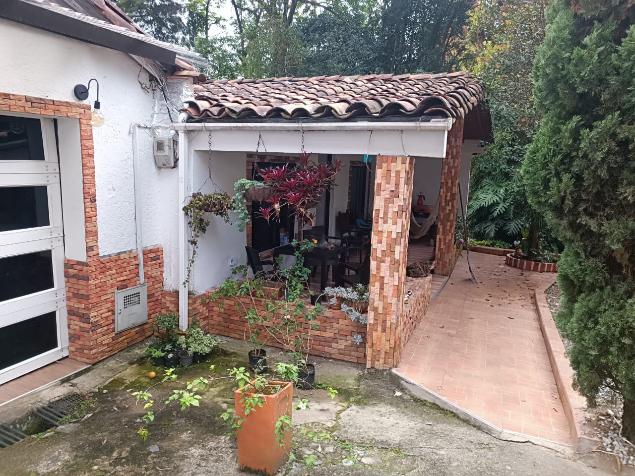 Casalote en Venta en La Estrella, 1.670 mts², Cerca al Parque Principal