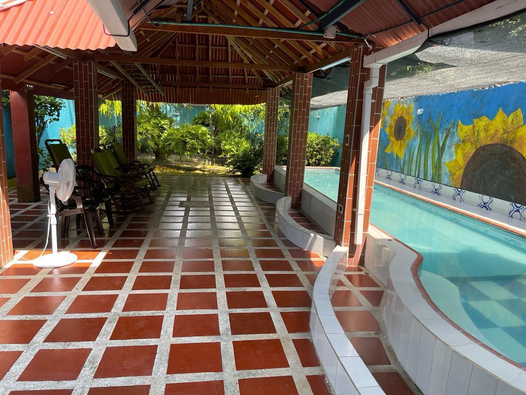 🏨 Oportunidad de Inversión: Casa Hotel en Venta en Tolú con Piscina, a 120 Metros de la Playa 🌊