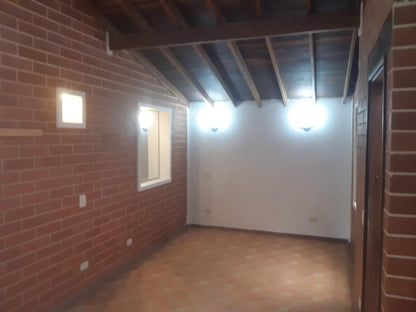 casa en renta- unidad cerrada - La Estrella - 220 m²