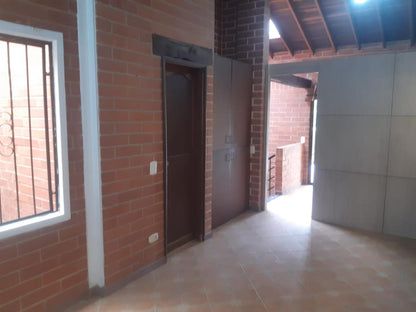 casa en renta- unidad cerrada - La Estrella - 220 m²