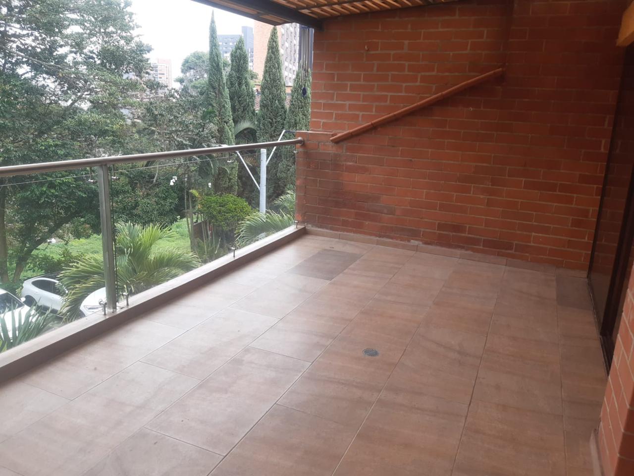 casa en renta- unidad cerrada - La Estrella - 220 m²