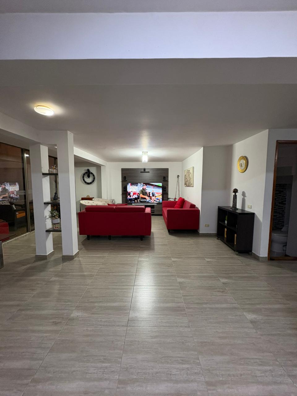🏡 Casa en Venta en Itagüí, Suramérica, 4 Habitaciones, Urbanización Iguazú,  220 m²🌳