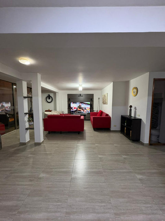 🏡 Casa en Venta en Itagüí, Suramérica, 4 Habitaciones, Urbanización Iguazú,  220 m²🌳