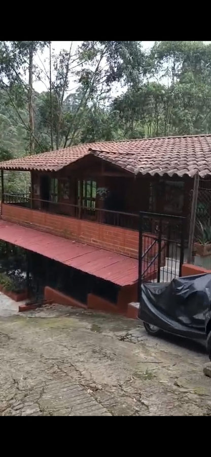 🏡 Casa en Renta en Tablacita,  3 habitaciones, estrato 2, 106 mts2 🌄