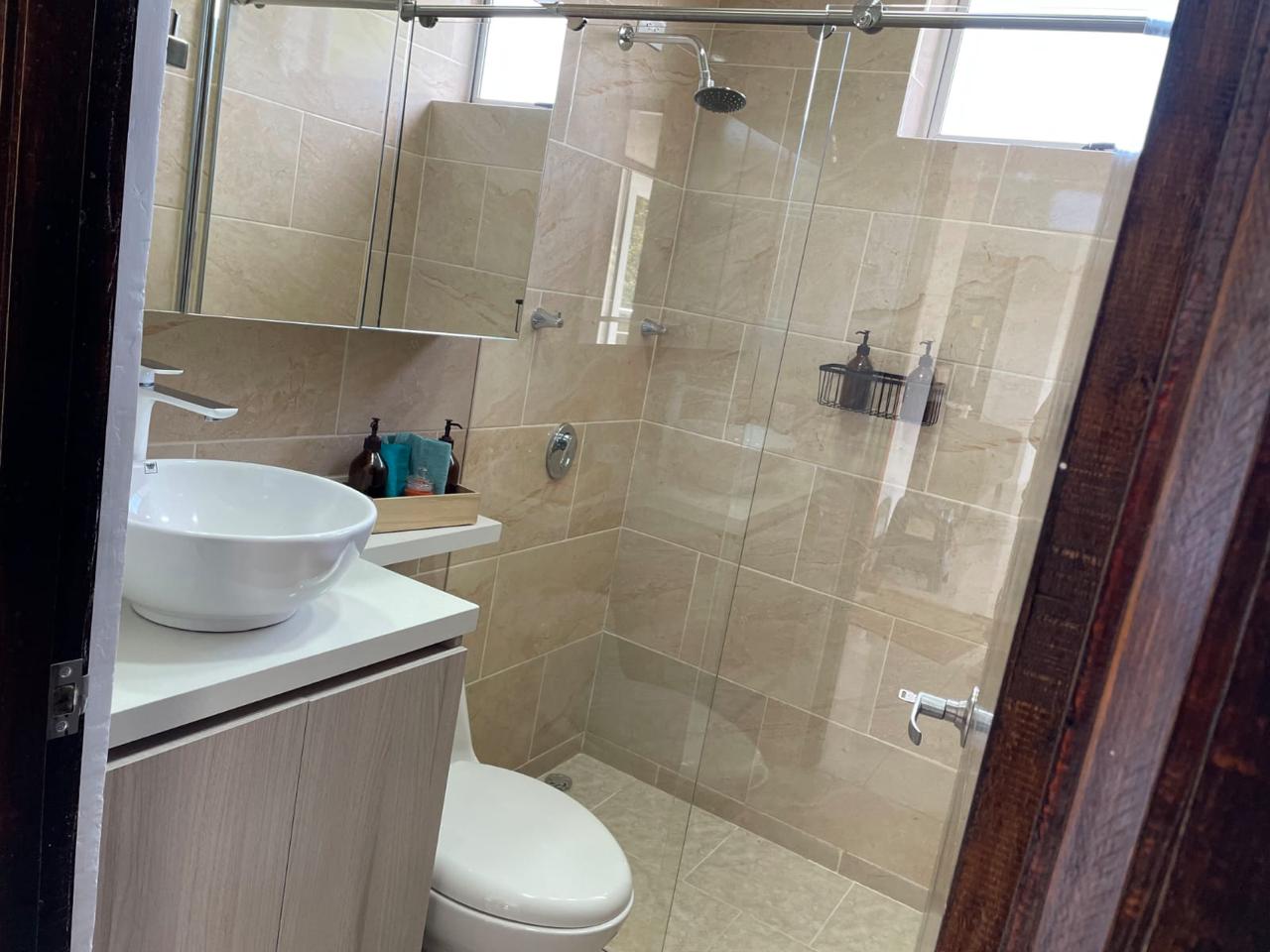 casafinca -Arriendo- Santa Elena