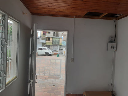 🏠 Casa en Renta , La Estrella– Amplia, cerca de transporte publico