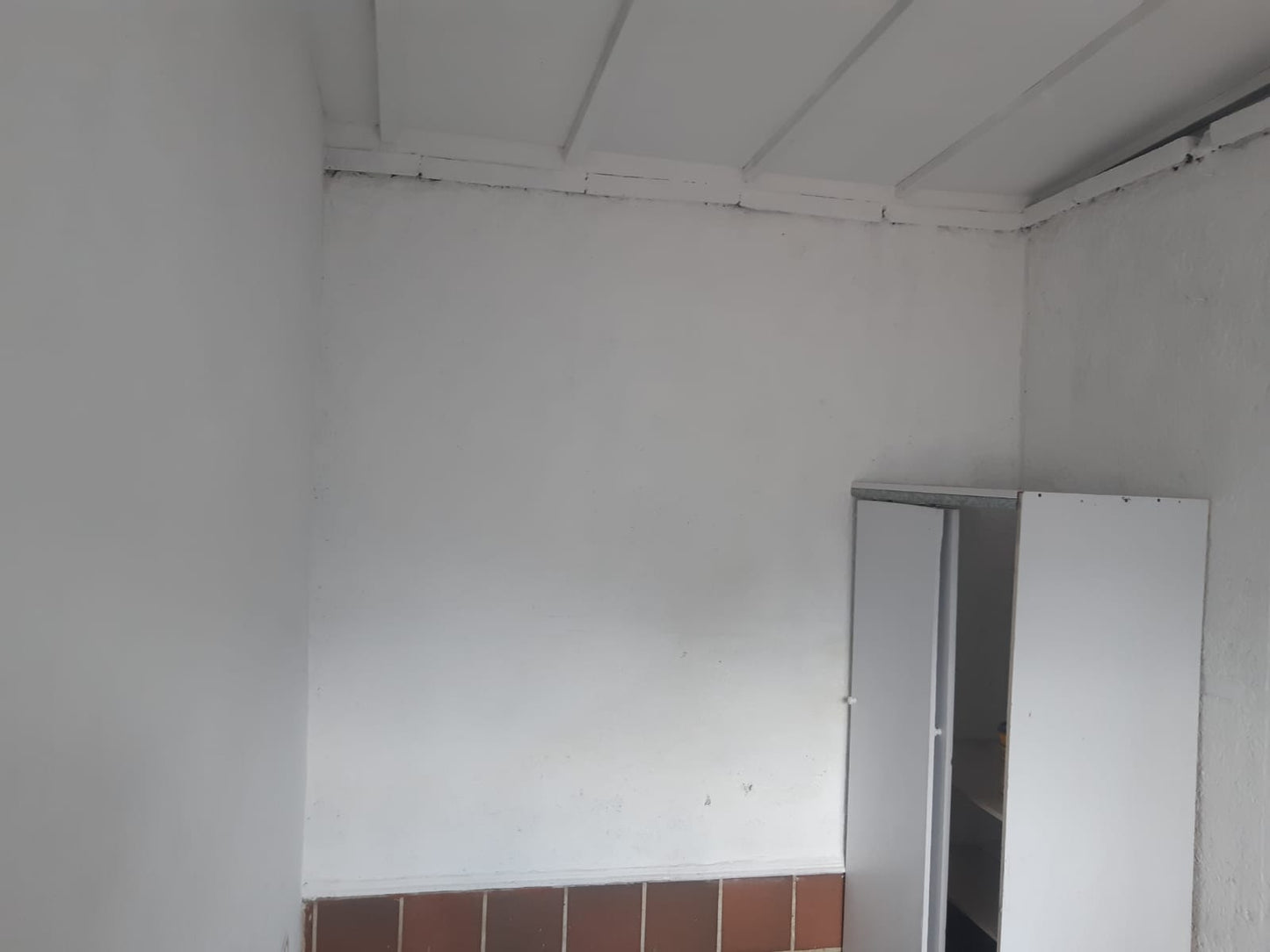 🏠 Casa en Renta , La Estrella– Amplia, cerca de transporte publico