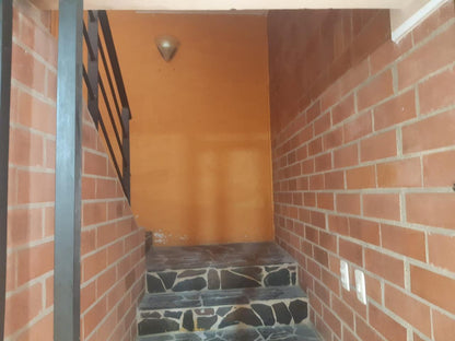 casa en renta- unidad cerrada - La Estrella - 220 m²