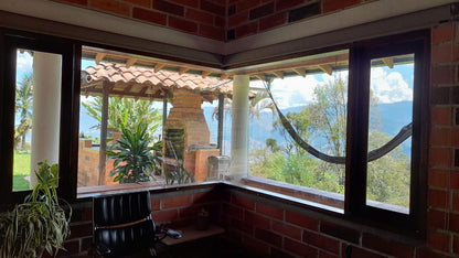 Finca en venta – Morrón, La Estrella – 12.400 m², casa 280 m², pesebreras