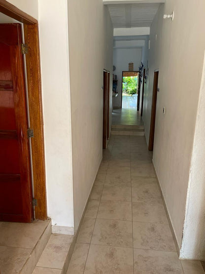 🏨 Oportunidad de Inversión: Casa Hotel en Venta en Tolú con Piscina, a 120 Metros de la Playa 🌊
