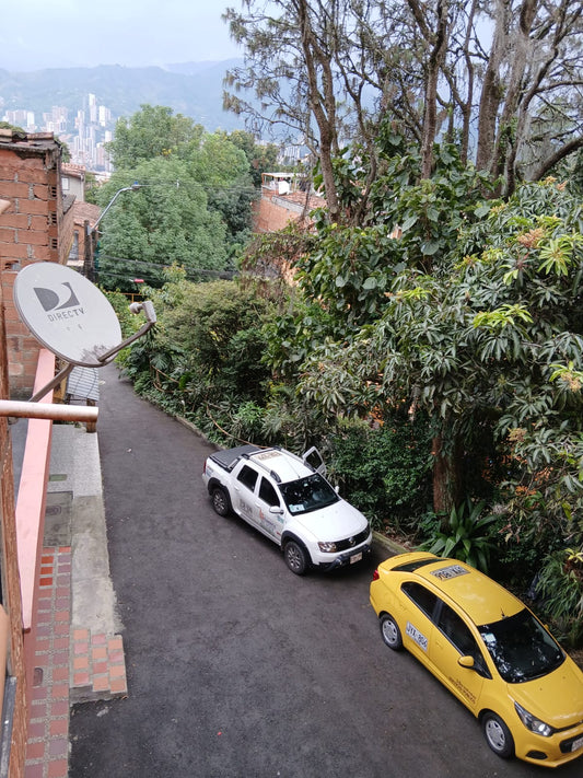 🏠 Casa en venta en La Estrella, sector Primavera – Amplia, 3 pisos y cerca al parque principal, 270 m²