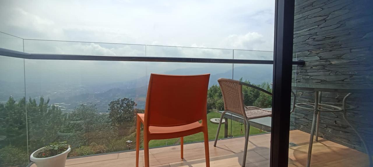 🏡 Espectacular Casa Lote de Lujo en La Estrella con Vistas Panorámicas y Privacidad Absoluta 🌳