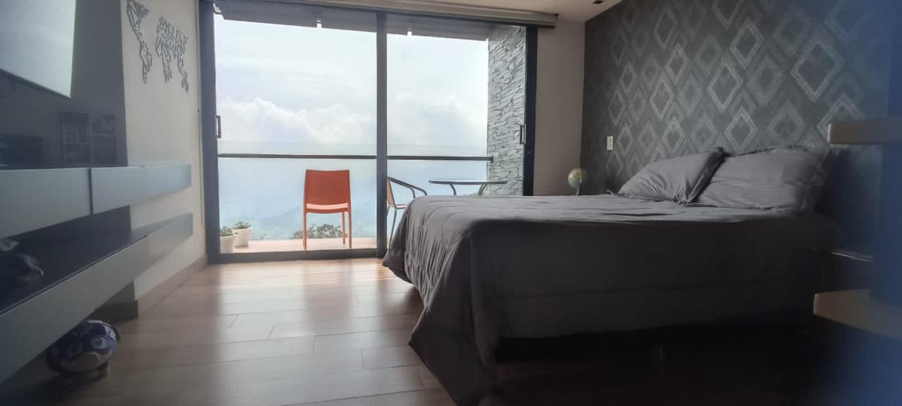 🏡 Espectacular Casa Lote de Lujo en La Estrella con Vistas Panorámicas y Privacidad Absoluta 🌳