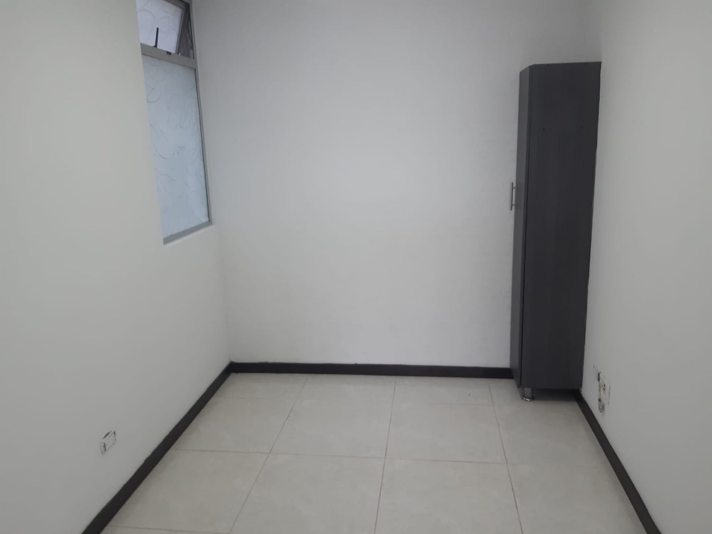 🏠Apartamento en Renta , La Estrella– Amplia, cerca de transporte publico.