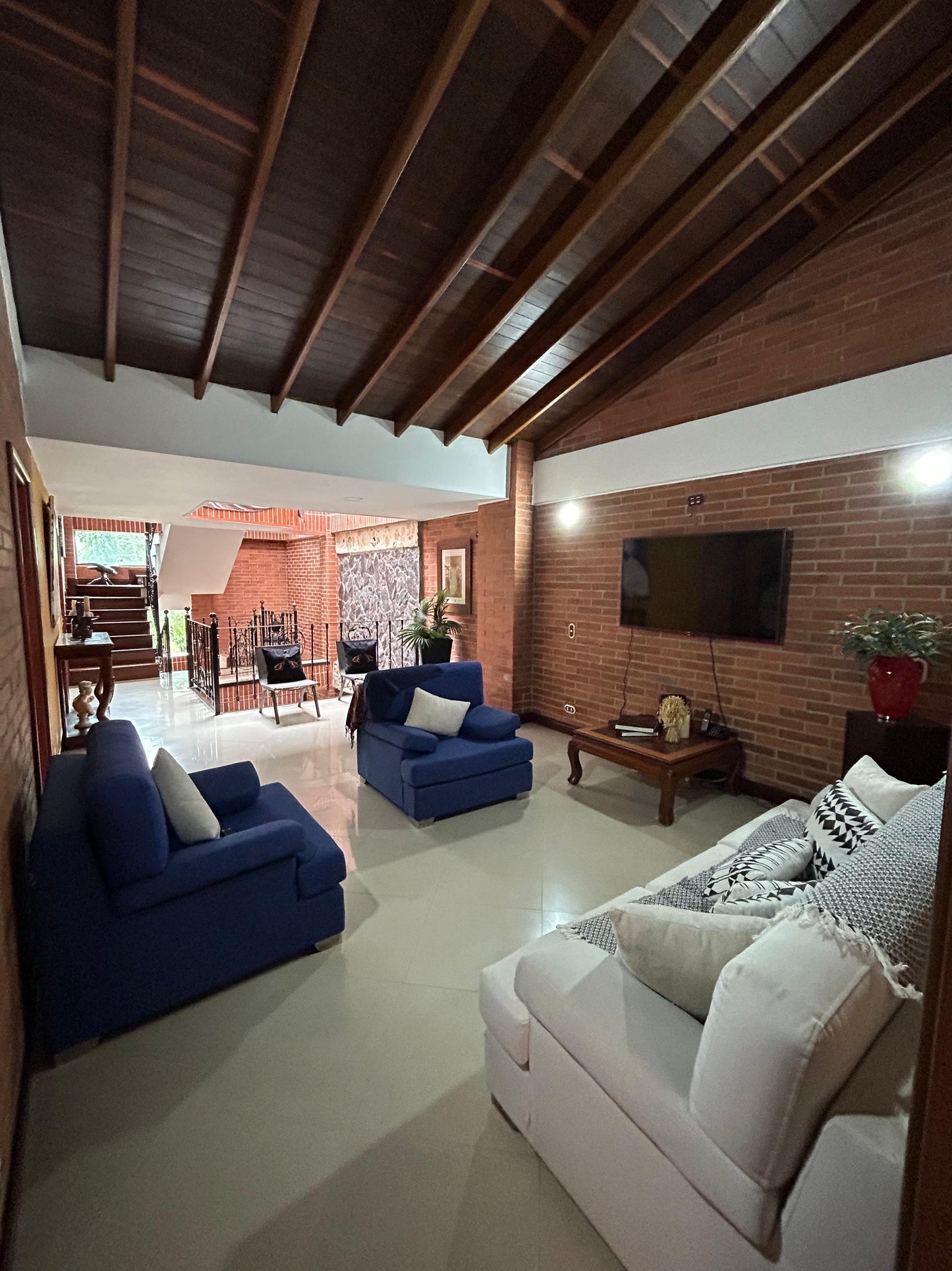 Casa en Venta en Sabaneta, Urbanización Cortijo de San José, 410 m²