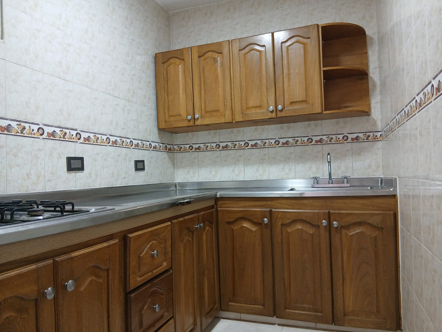 Casa en Renta - La Estrella - Cerca al hospital de La Estrella - Sector la chinca - estrato 3-